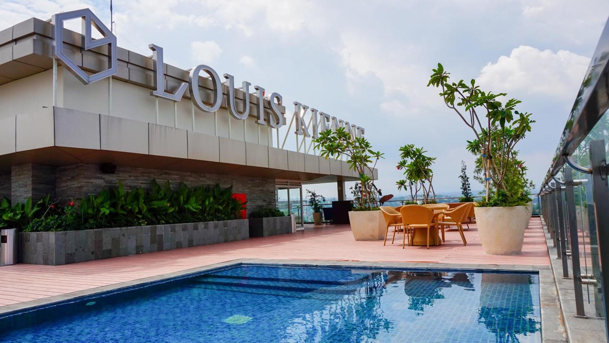 Louis Kienne Hotel Pandanaran Semarang Esterno foto